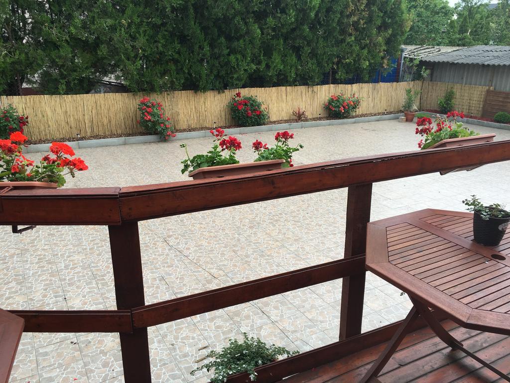 Abszolút Hotel és Panzió Nyírbátor Esterno foto
