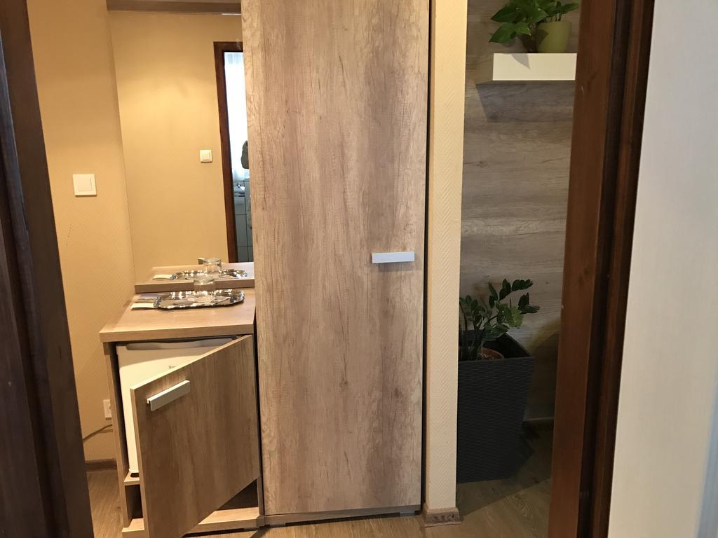 Abszolút Hotel és Panzió Nyírbátor Esterno foto